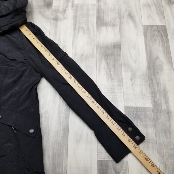✅Cole Haan Black Windbreaker Jacket Stowaway Hood Lightweight Women's M - Picture 9 of 13